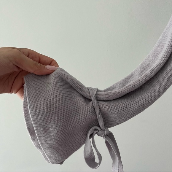 Lilac Aritzia Sweater with Bows - Picture 3 of 5